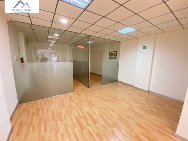Komercyjne do wynajęcia w Elche / Elx - 525 € (Ref: 10030954)