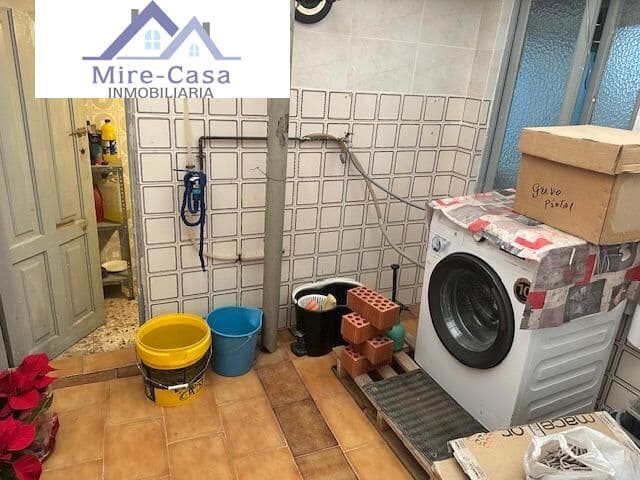 Komercyjne do wynajęcia w Elche / Elx - 500 € (Ref: 10030960)
