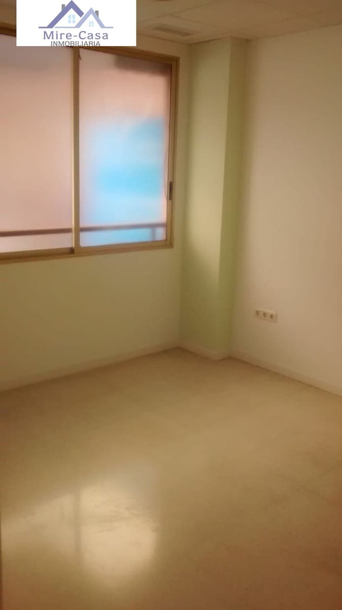 Commerciale da affittare in Elche / Elx - 700 € (Rif: 10030964)