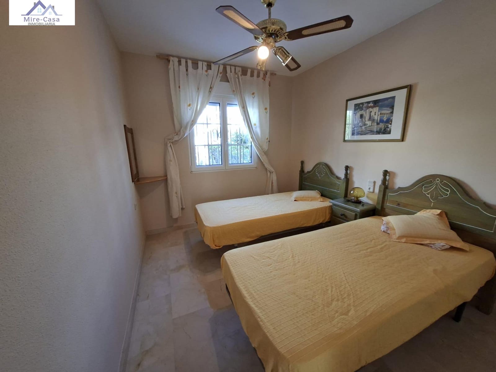 2 makuuhuone Bungalow myytävänä paikassa Orihuela Costa mukana uima-altaan - 229 000 € (Ref: 10032142)