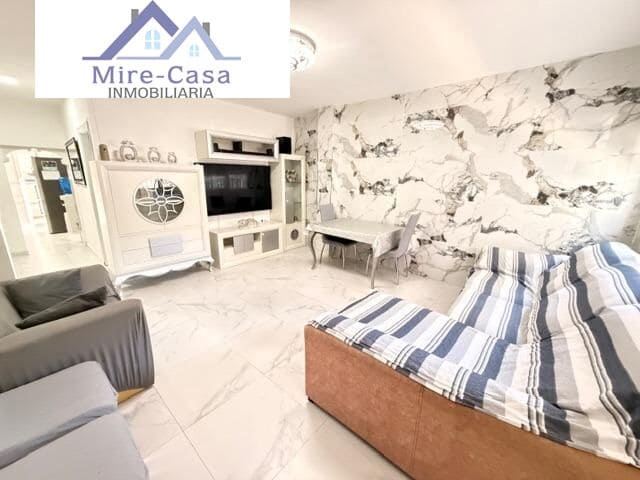 3 bedroom Flat for sale in Elche / Elx - € 133,000 (Ref: 10129660)