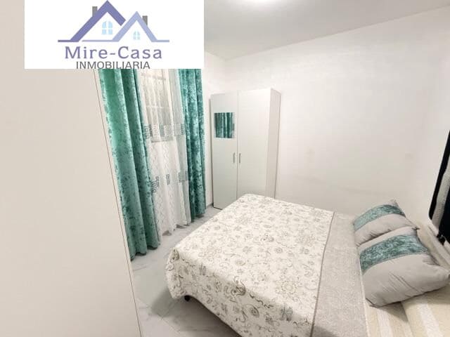 3 bedroom Flat for sale in Elche / Elx - € 133,000 (Ref: 10129660)