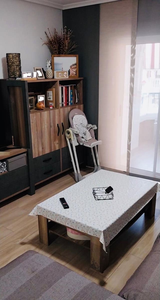 3 sypialnia Apartament na sprzedaż w Guardamar del Segura - 200 000 € (Ref: 10011548)
