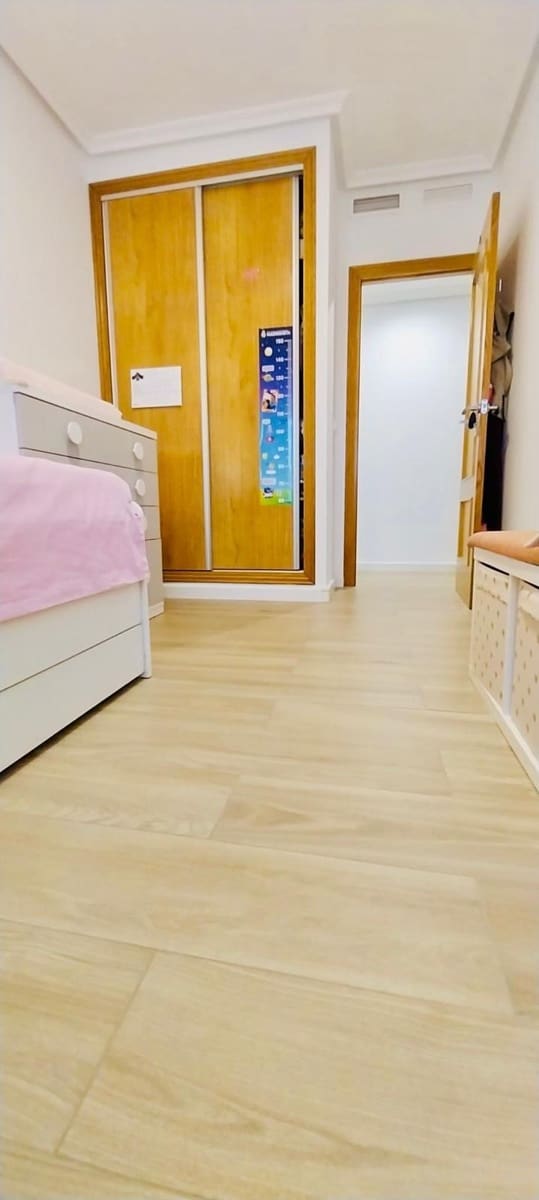 3 sypialnia Apartament na sprzedaż w Guardamar del Segura - 200 000 € (Ref: 10011548)