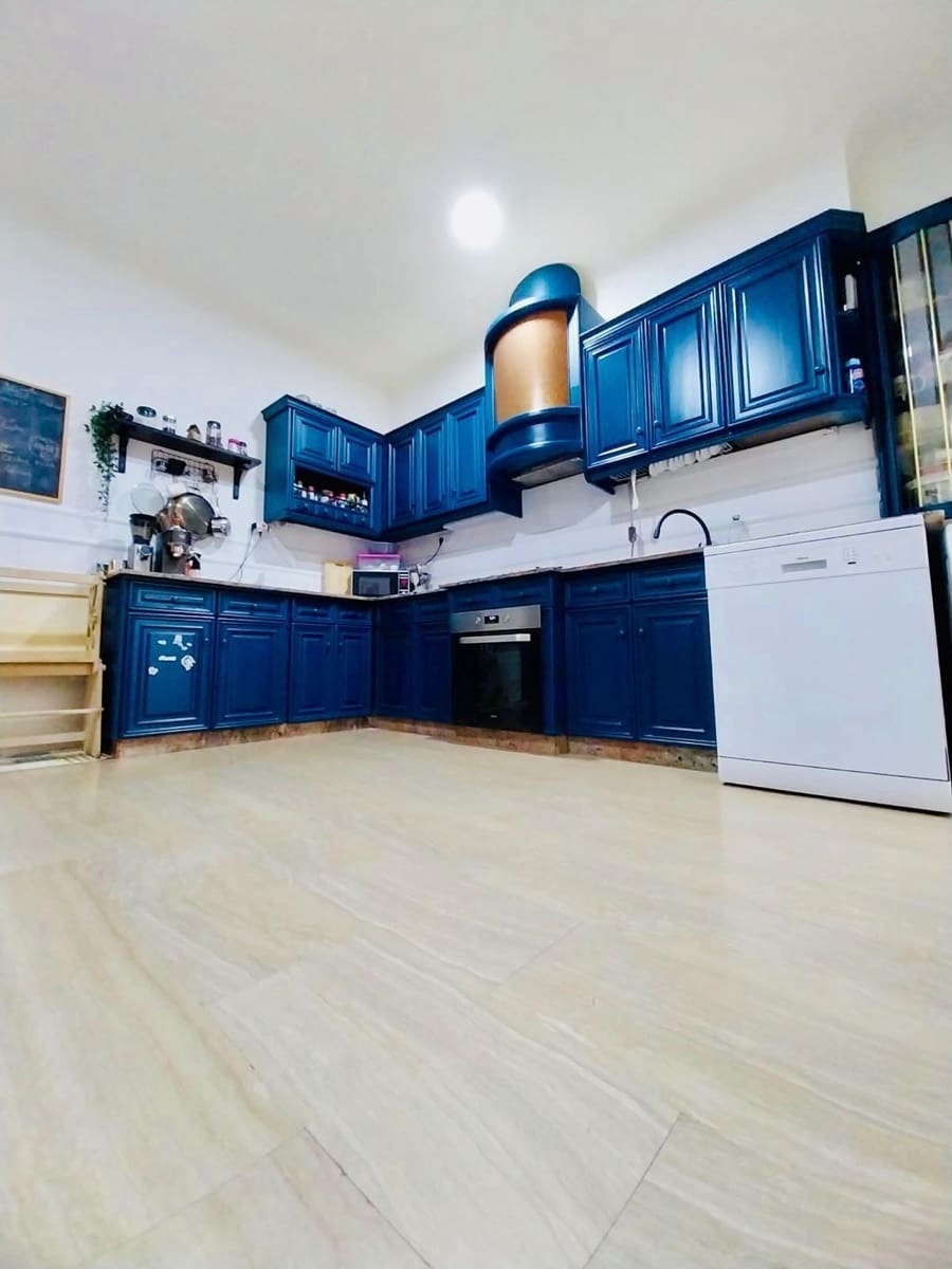 6 soverom Leilighet til salgs i Guardamar del Segura med garasje - € 349 900 (Ref: 10047439)