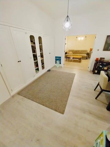 6 slaapkamer Appartement te koop in Guardamar del Segura met garage - € 349.900 (Ref: 10047439)