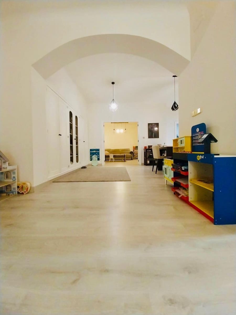6 soverom Leilighet til salgs i Guardamar del Segura med garasje - € 349 900 (Ref: 10047439)