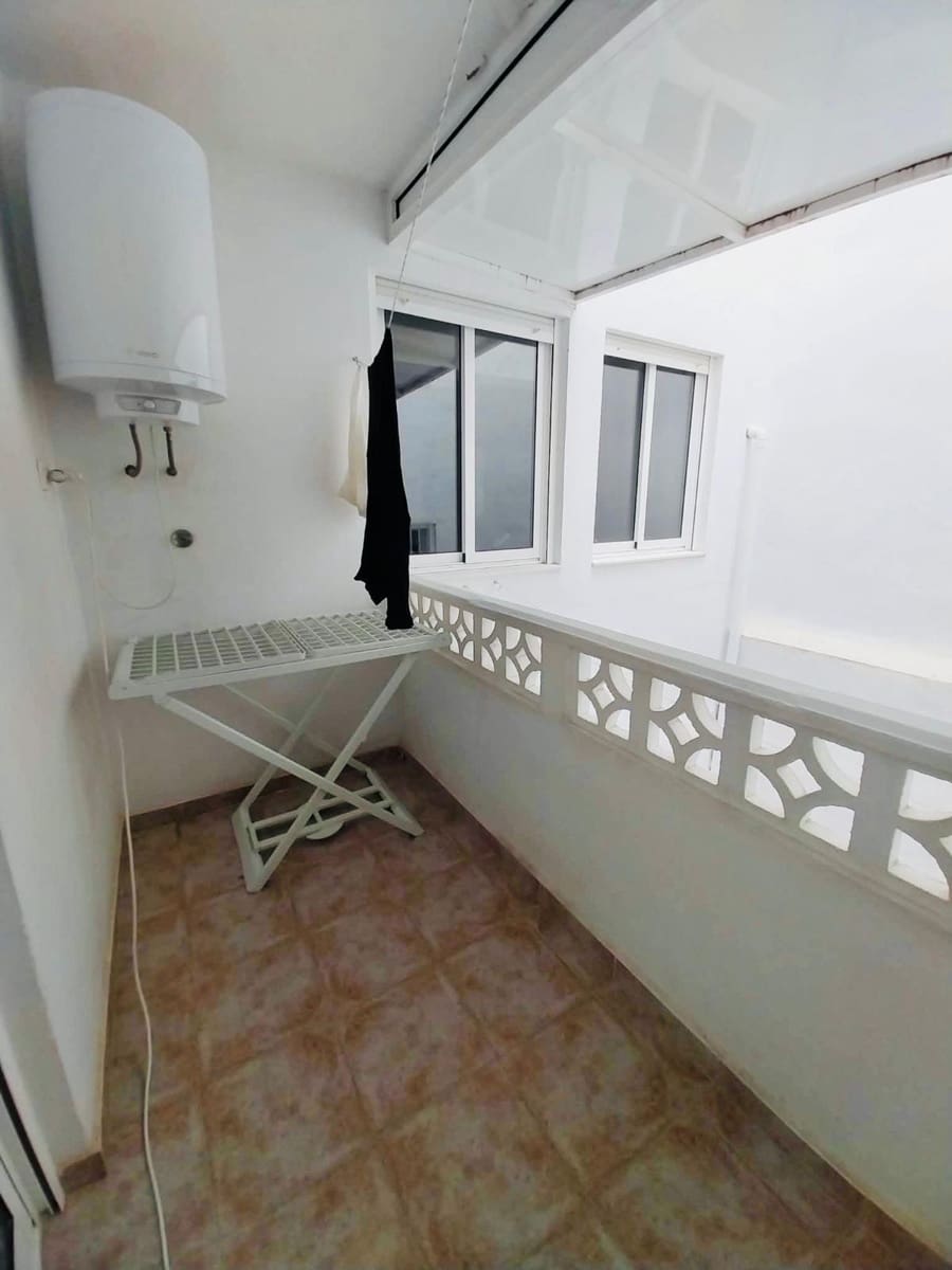 6 soverom Leilighet til salgs i Guardamar del Segura med garasje - € 349 900 (Ref: 10047439)