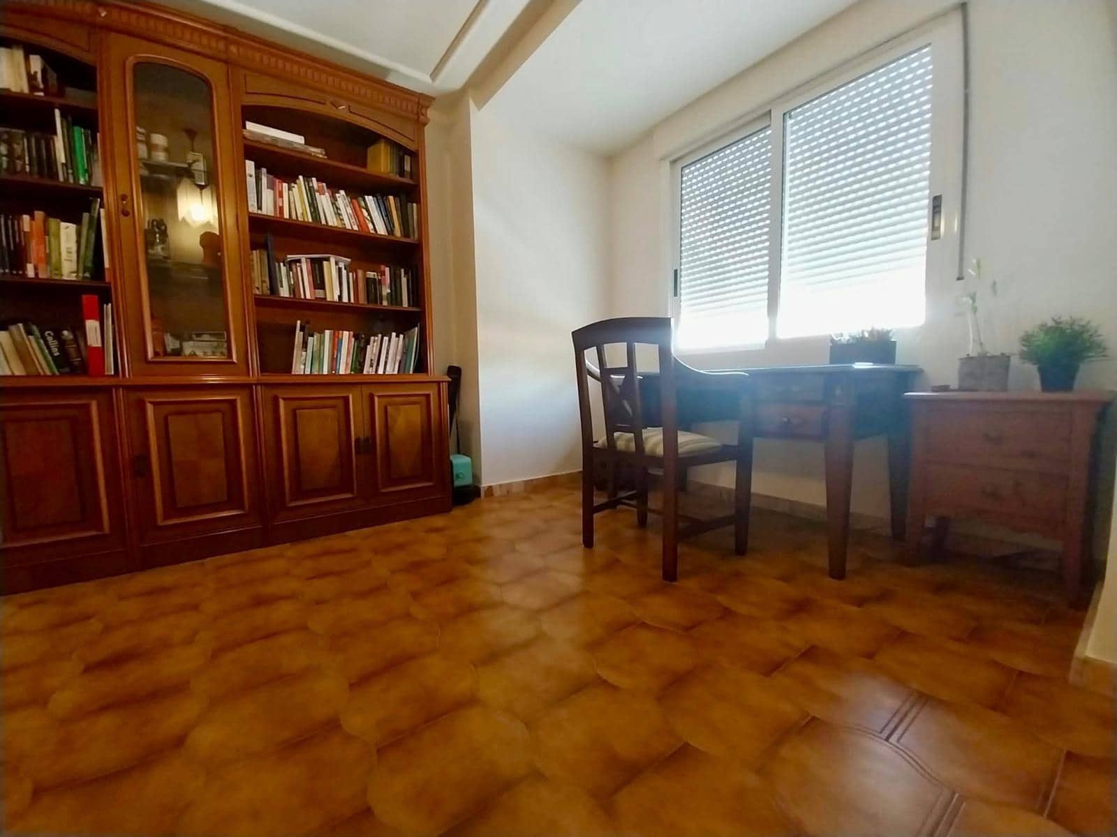 6 soverom Leilighet til salgs i Guardamar del Segura med garasje - € 349 900 (Ref: 10047439)
