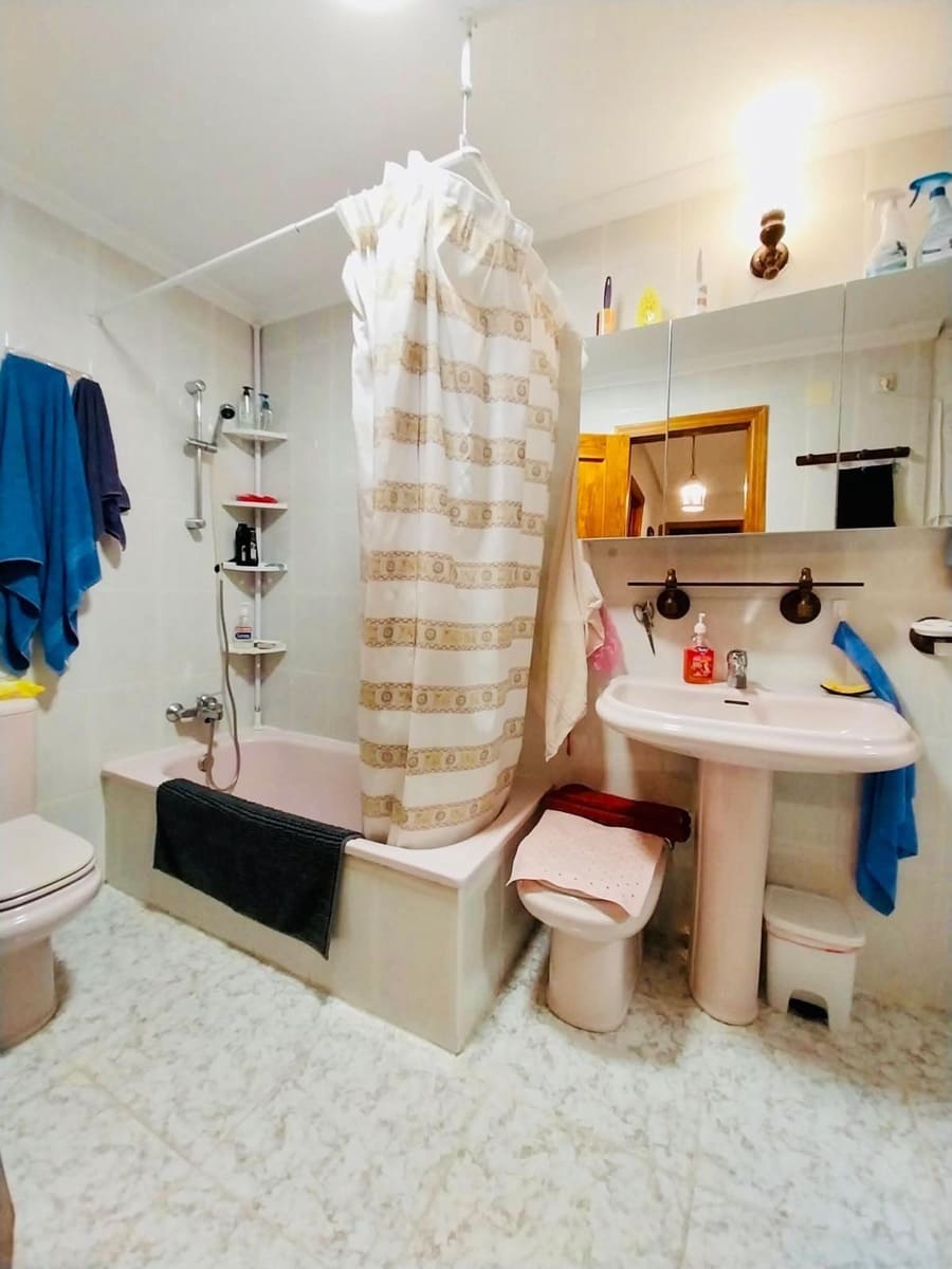 11 Zimmer Gewerbe zu verkaufen in Guardamar del Segura - 753.000 € (Ref: 10062110)
