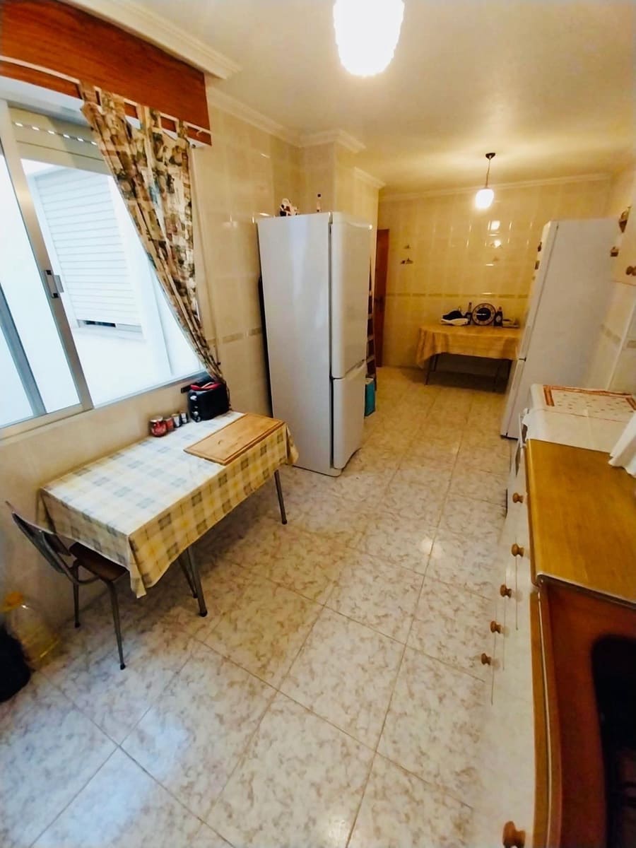 11 Zimmer Gewerbe zu verkaufen in Guardamar del Segura - 753.000 € (Ref: 10062110)