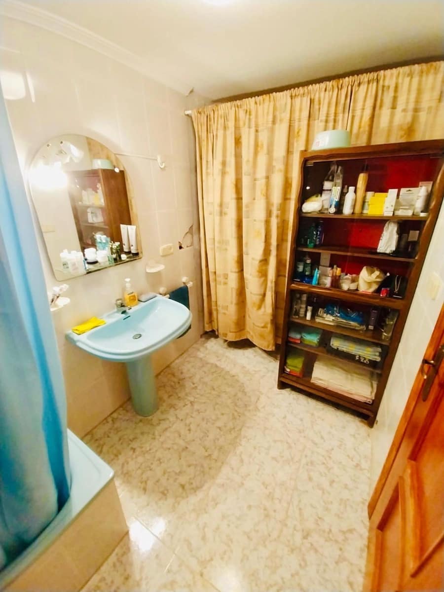11 Zimmer Gewerbe zu verkaufen in Guardamar del Segura - 753.000 € (Ref: 10062110)