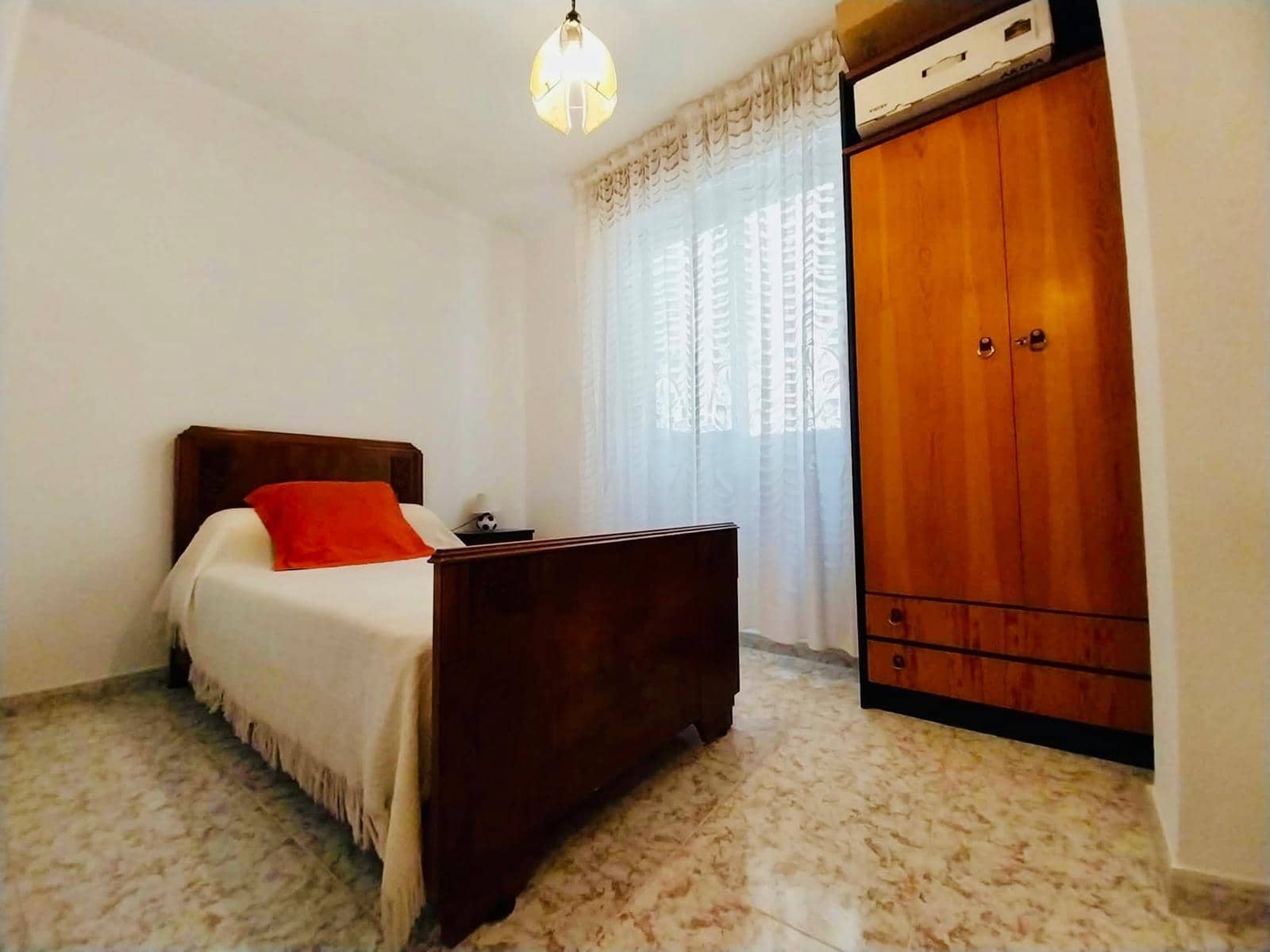 11 Zimmer Gewerbe zu verkaufen in Guardamar del Segura - 753.000 € (Ref: 10062110)