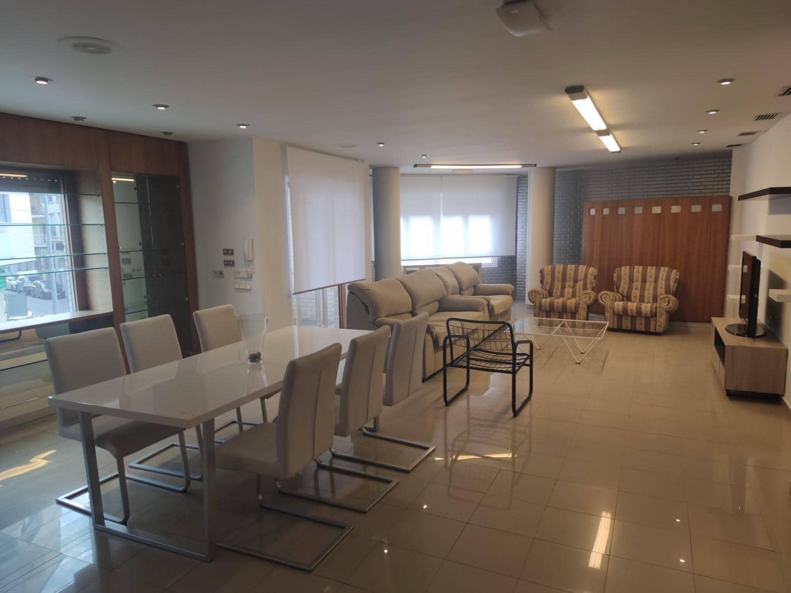 4 sovrum Lägenhet att hyra i Almoradi - 750 € (Ref: 10068041)