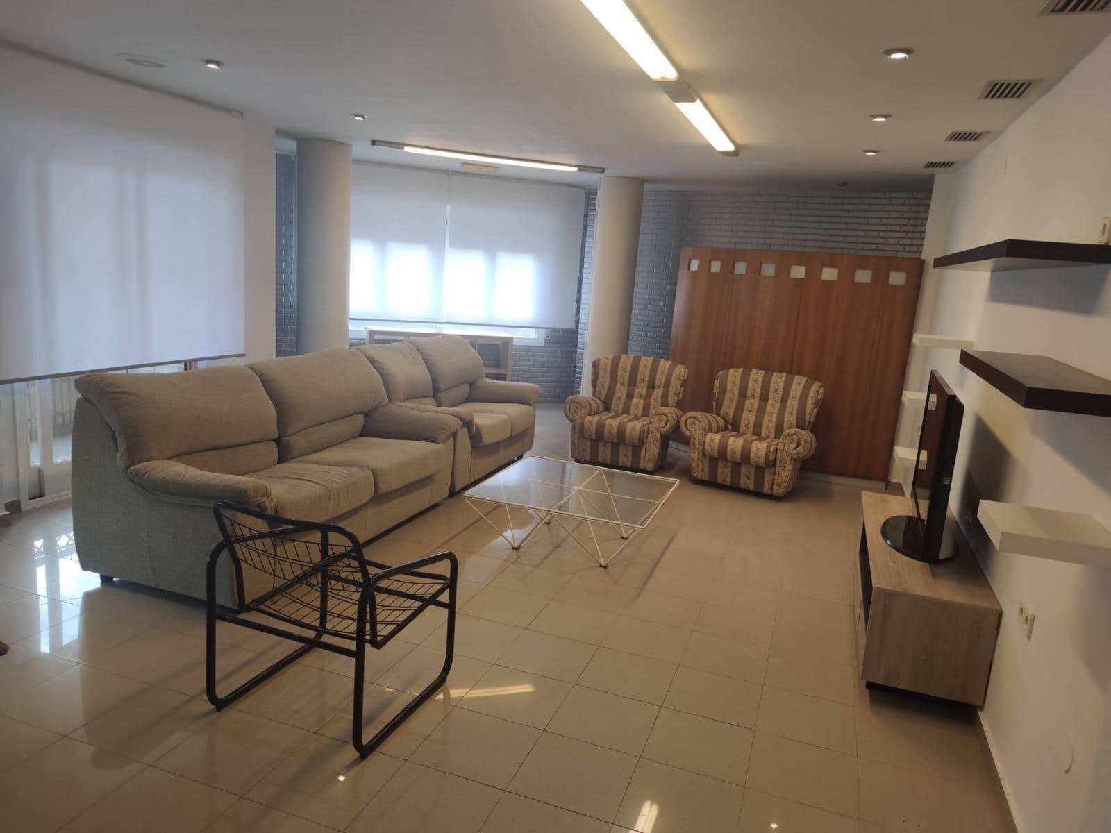 4 sovrum Lägenhet att hyra i Almoradi - 750 € (Ref: 10068041)