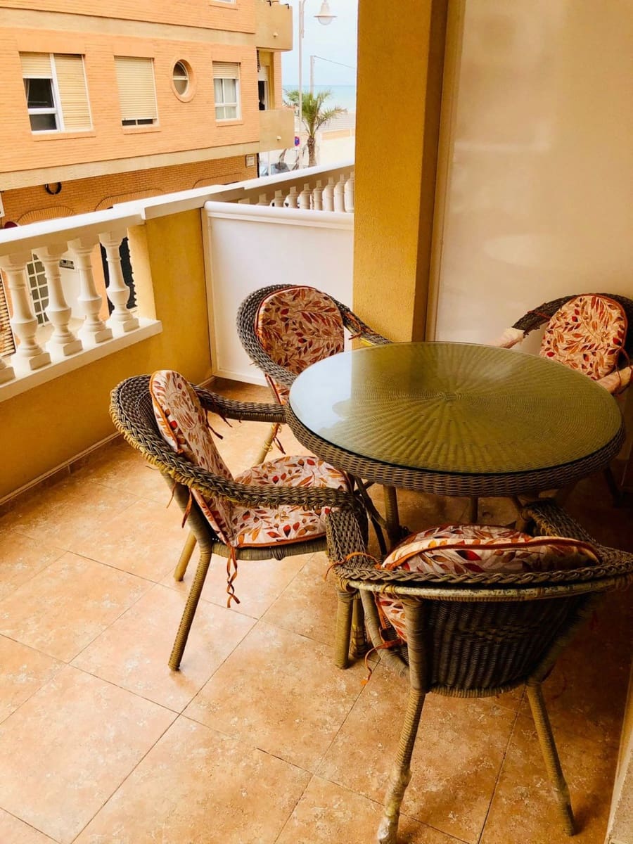 Appartement de 3 chambres à louer à Guardamar del Segura - 750 € (Ref: 10076526)