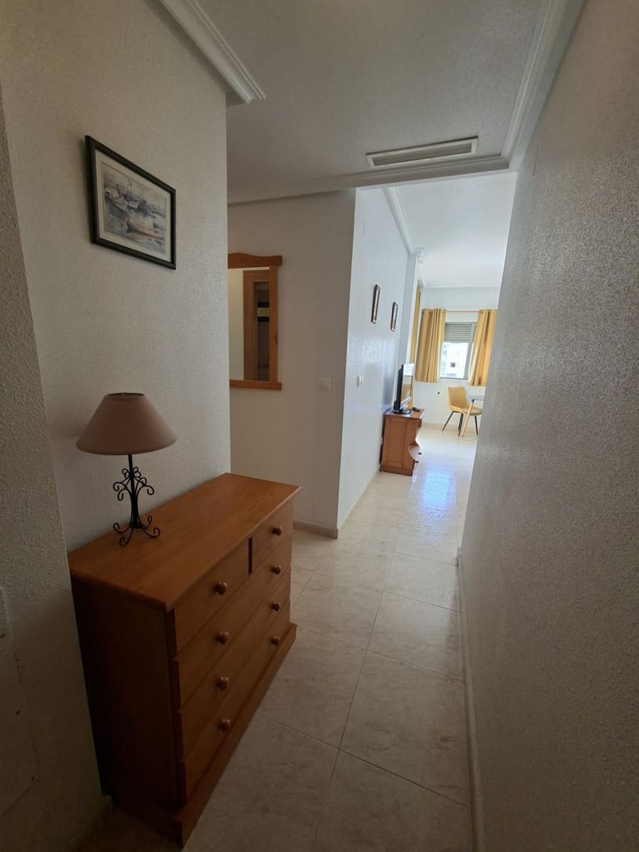 2 sovrum Lägenhet att hyra i Guardamar del Segura med pool garage - 750 € (Ref: 10076527)