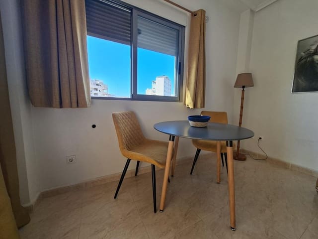 2 sovrum Lägenhet att hyra i Puerto Deportivo, Guardamar del Segura med pool garage - 750 € (Ref: 10076527)