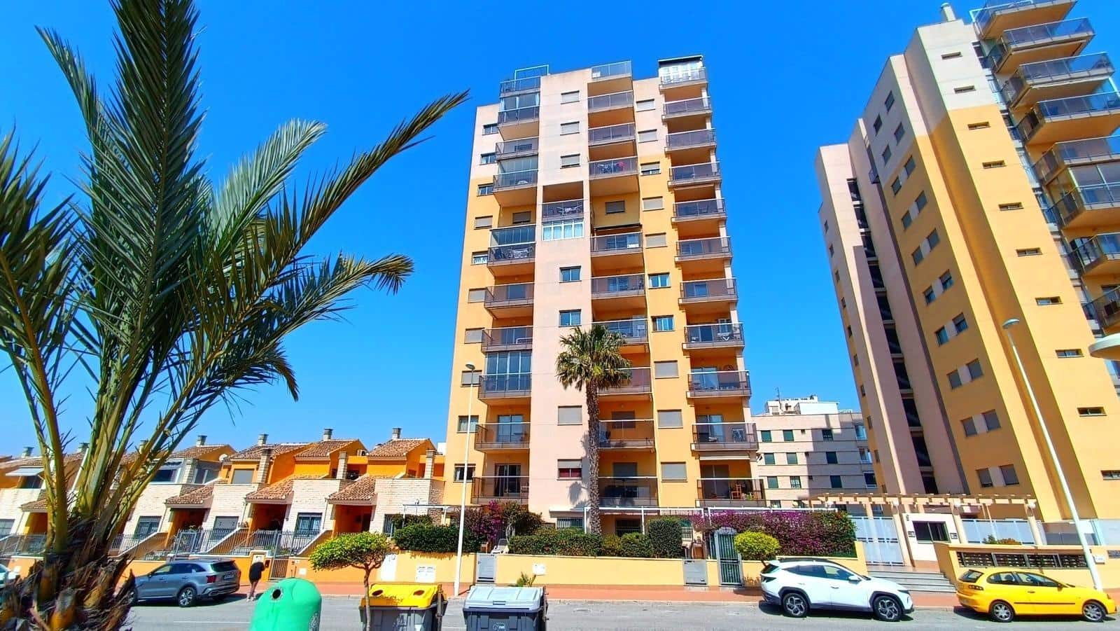 2 sovrum Lägenhet att hyra i Guardamar del Segura med pool garage - 750 € (Ref: 10076527)