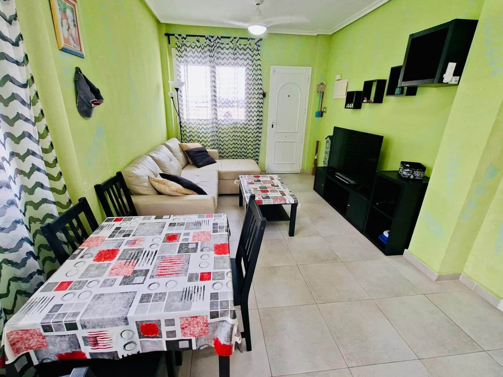 4 bedroom Bungalow for sale in Guardamar del Segura with pool garage - € 399,800 (Ref: 10129677)