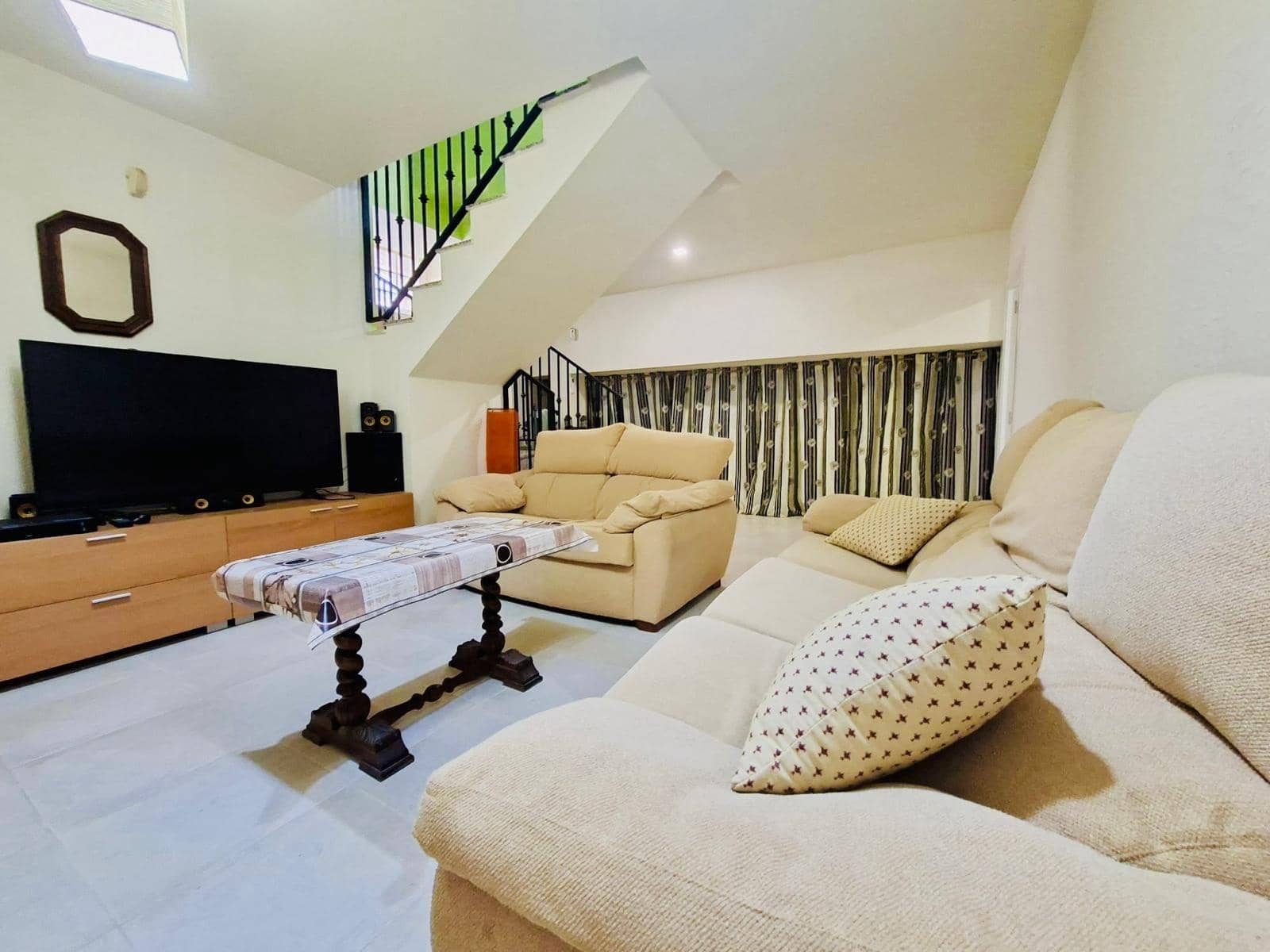 4 bedroom Bungalow for sale in Guardamar del Segura with pool garage - € 399,800 (Ref: 10129677)