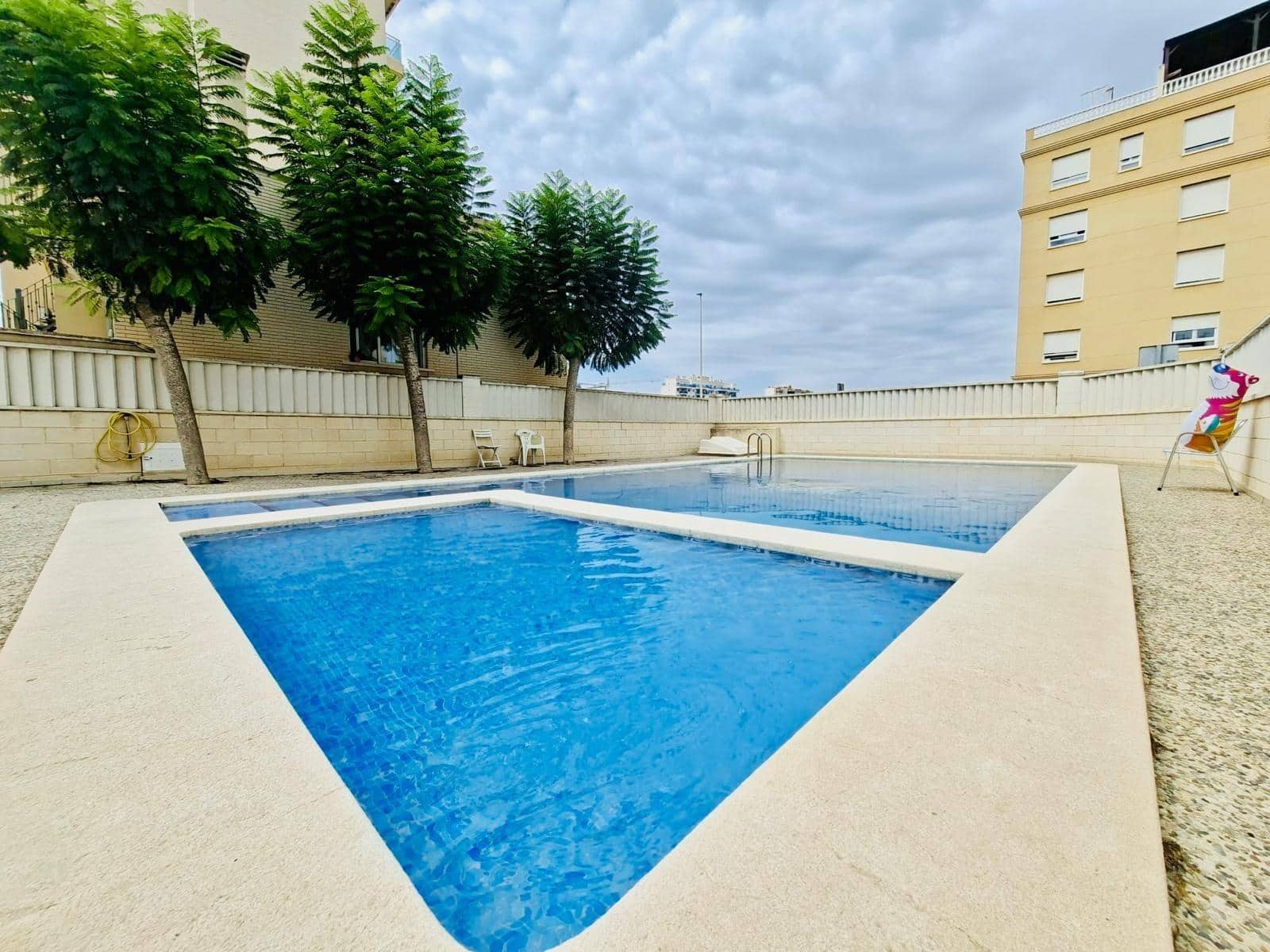 4 bedroom Bungalow for sale in Guardamar del Segura with pool garage - € 399,800 (Ref: 10129677)
