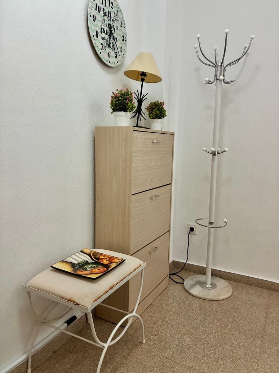 1 soveværelse Lejlighed til leje i Guardamar del Segura - € 625 (Ref: 10159821)