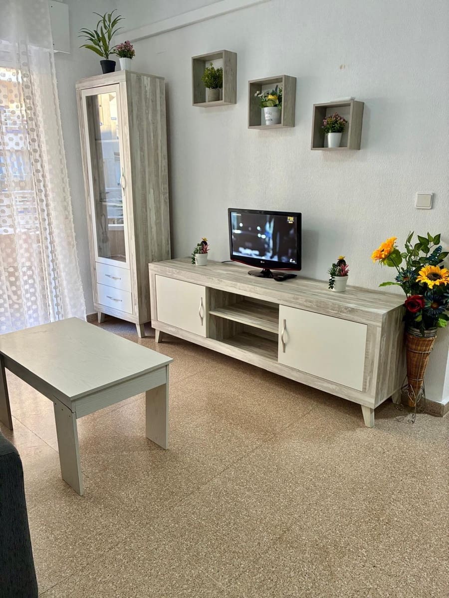 1 soveværelse Lejlighed til leje i Guardamar del Segura - € 625 (Ref: 10159821)