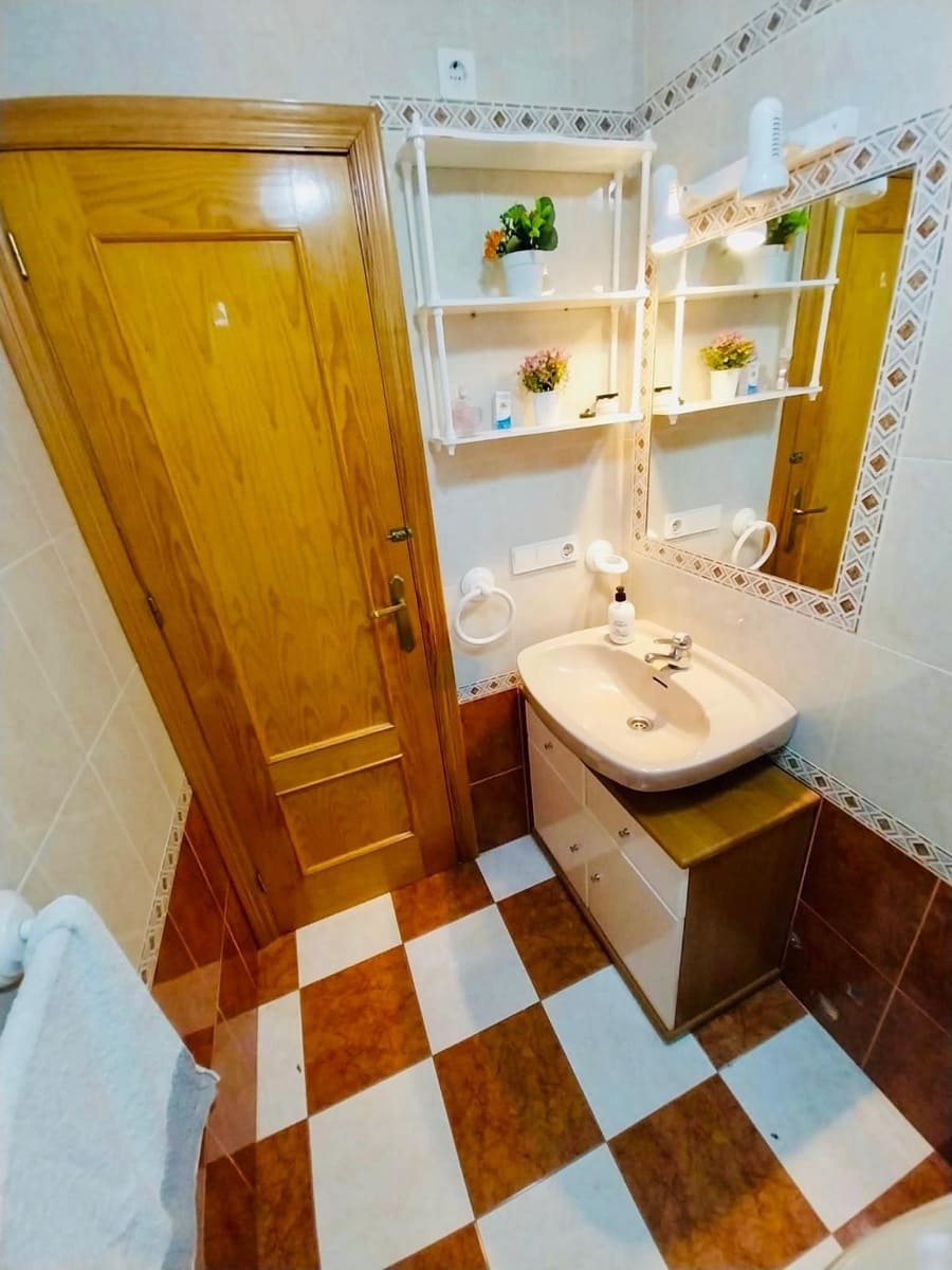 1 soveværelse Lejlighed til leje i Guardamar del Segura - € 625 (Ref: 10159821)