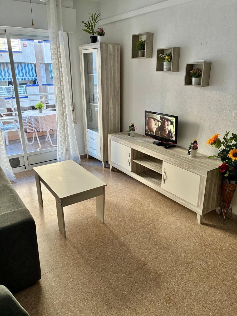 1 soveværelse Lejlighed til leje i Guardamar del Segura - € 625 (Ref: 10159821)