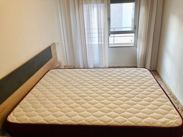3 soveværelse Lejlighed til leje i Zona Pueblo, Guardamar del Segura med garage - € 700 (Ref: 10174071)