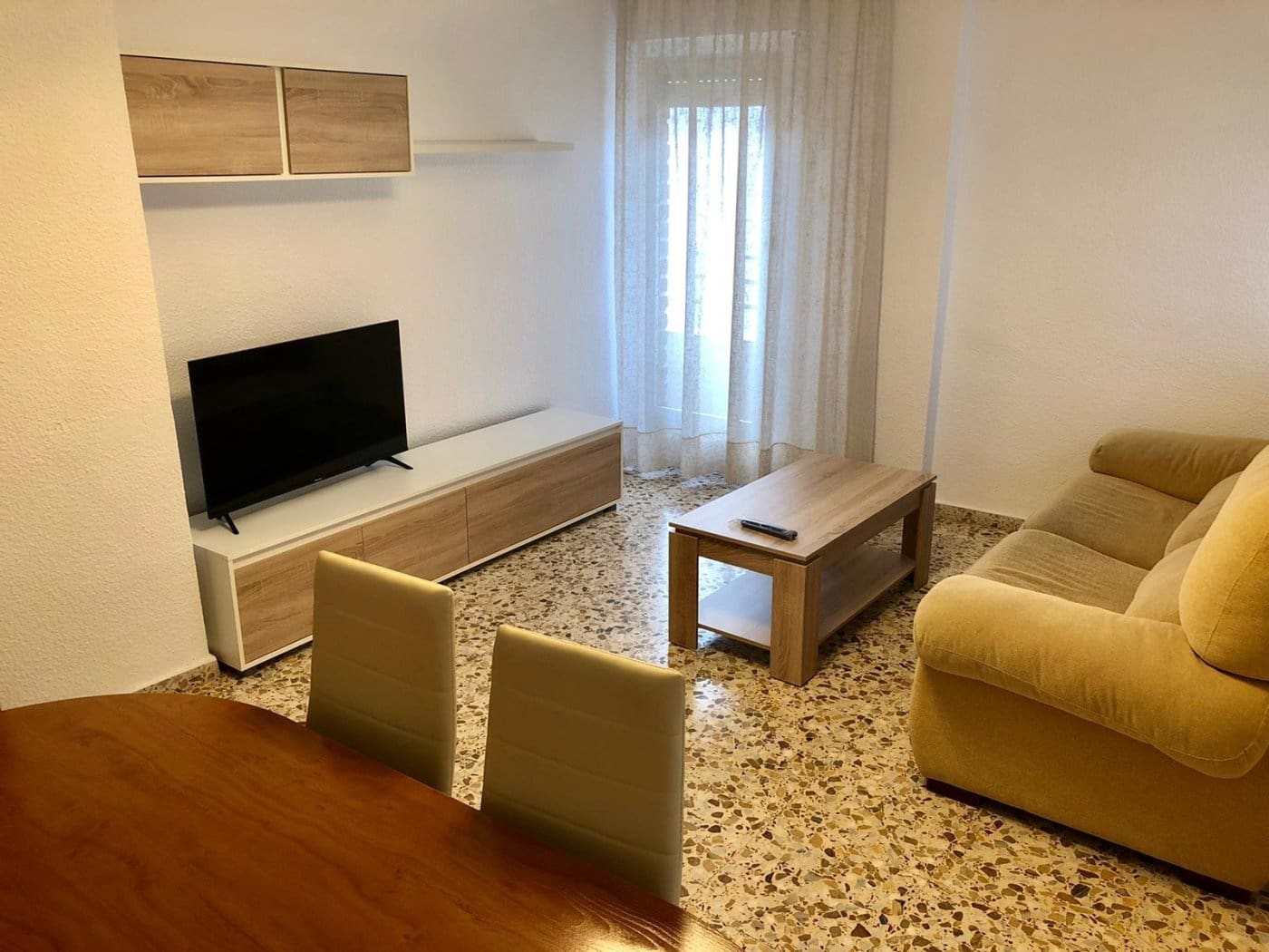 3 makuuhuone Asunto vuokrattavana paikassa Guardamar del Segura mukana 
autotalli - 700 € (Ref: 10174071)