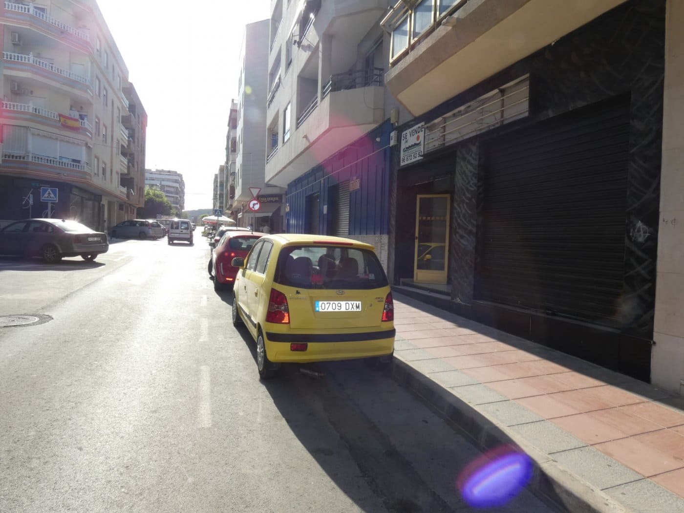 Commercial for sale in Guardamar del Segura - € 180,000 (Ref: 6393417)