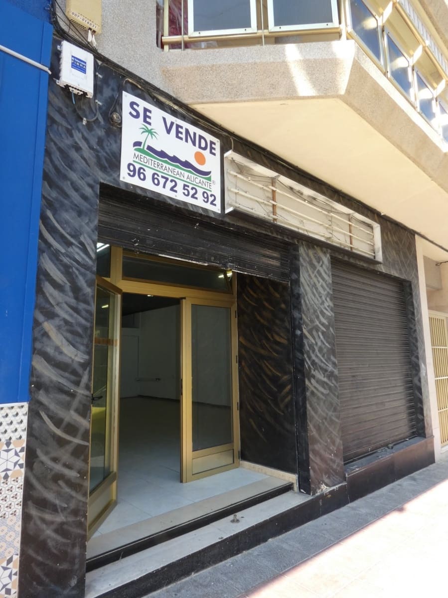 Commercial for sale in Guardamar del Segura - € 180,000 (Ref: 6393417)