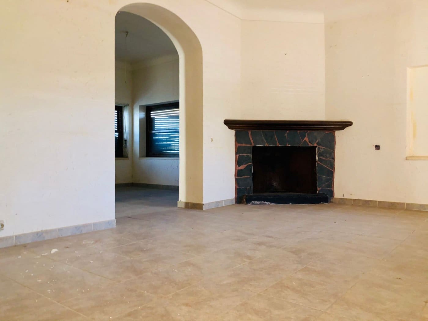 6 bedroom Villa for sale in San Fulgencio - € 299,990 (Ref: 6393462)