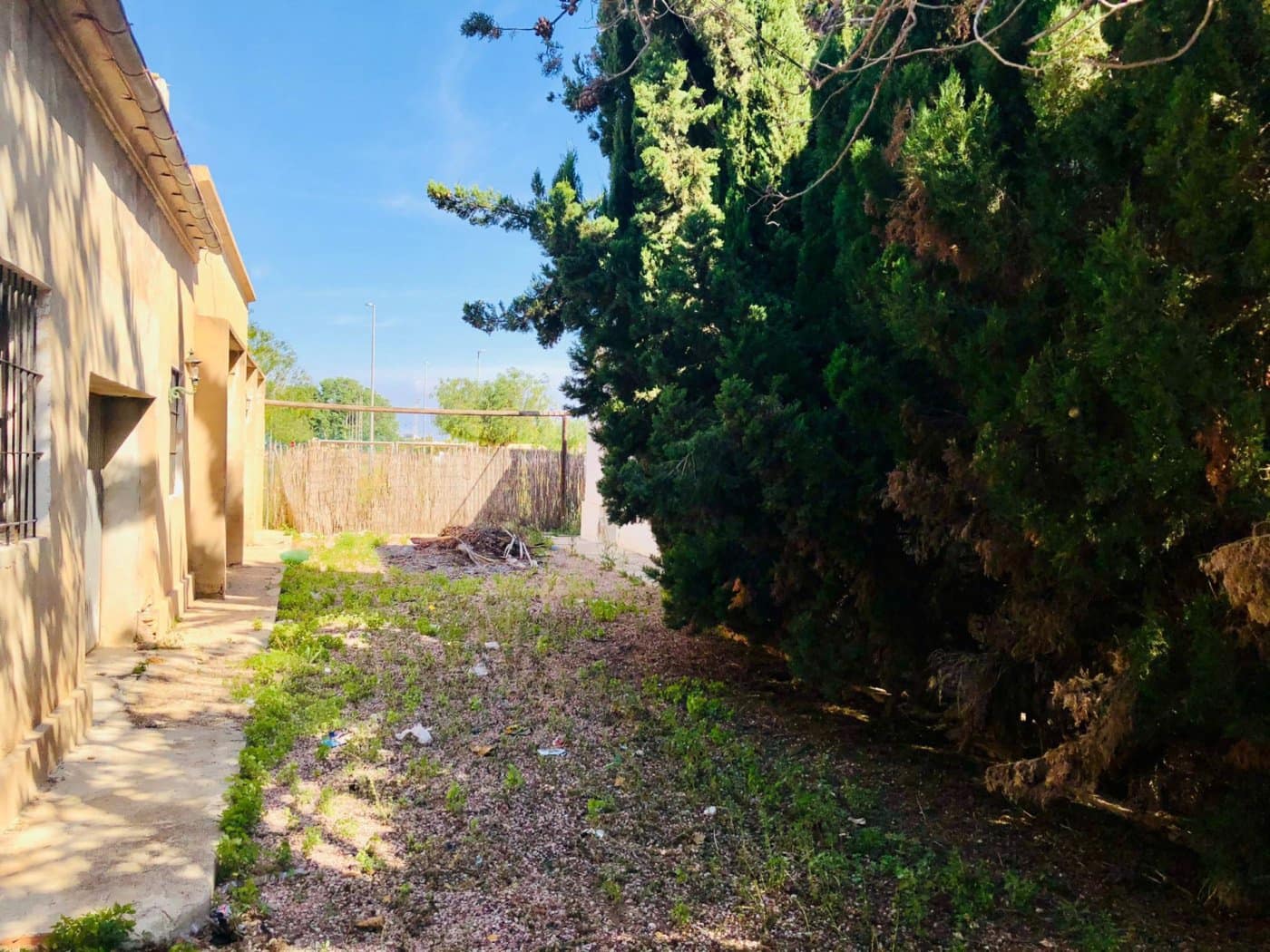 6 bedroom Villa for sale in San Fulgencio - € 299,990 (Ref: 6393462)