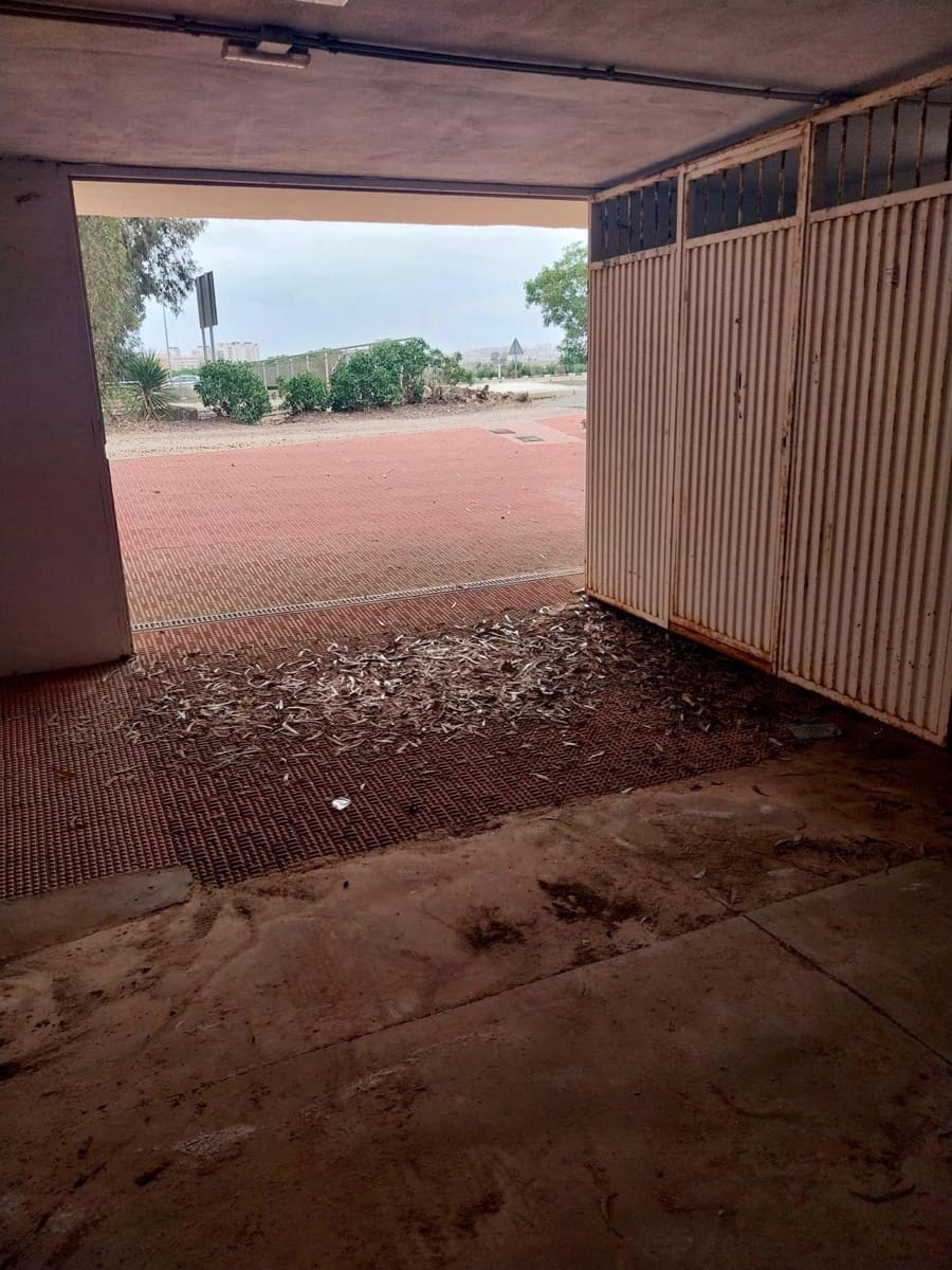 Garaje en Guardamar del Segura en venta - 120.000 € (Ref: 6393516)