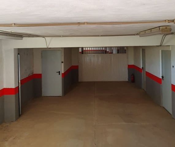 Garage for sale in El Moncayo - El Pòrtic, Guardamar del Segura - € 120,000 (Ref: 6393516)