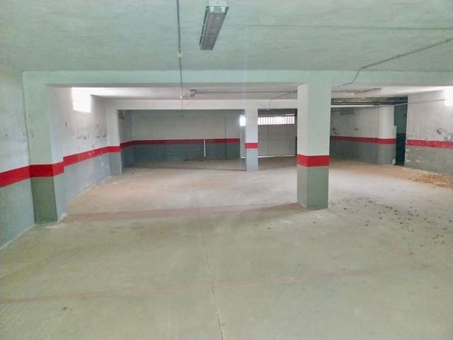 Garage for sale in El Moncayo - El Pòrtic, Guardamar del Segura - € 120,000 (Ref: 6393516)