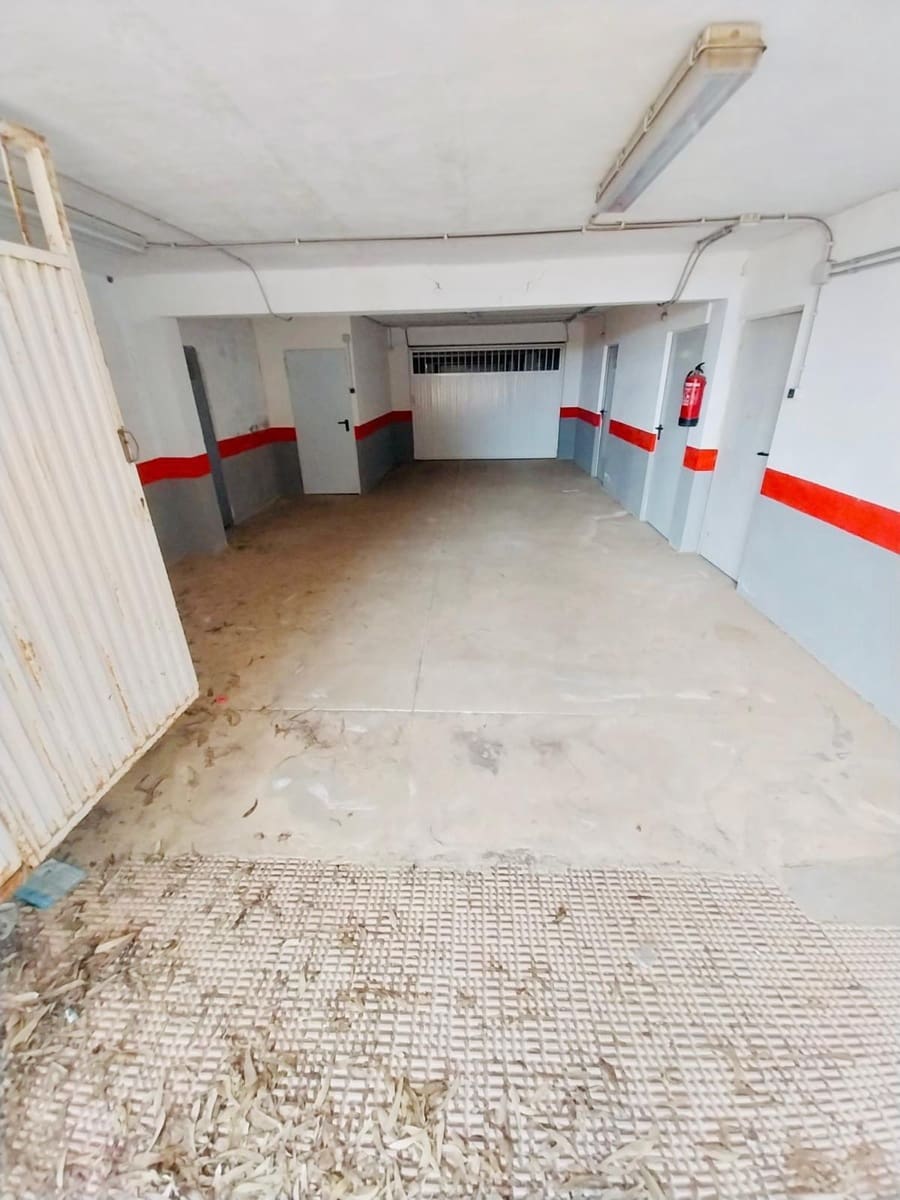Garaje en Guardamar del Segura en venta - 120.000 € (Ref: 6393516)