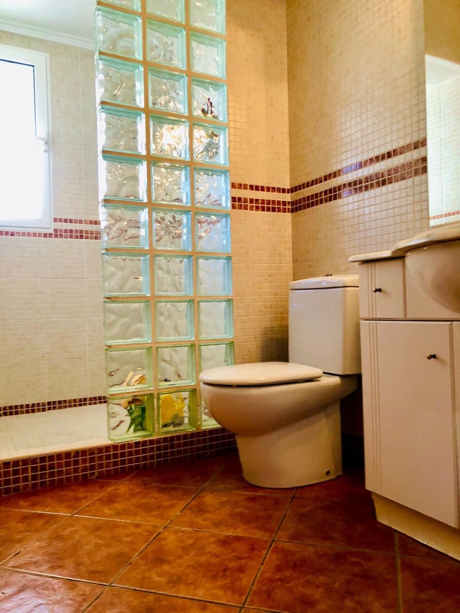 5 quarto Moradia para venda em Guardamar del Segura - 1 100 000 € (Ref: 7436115)