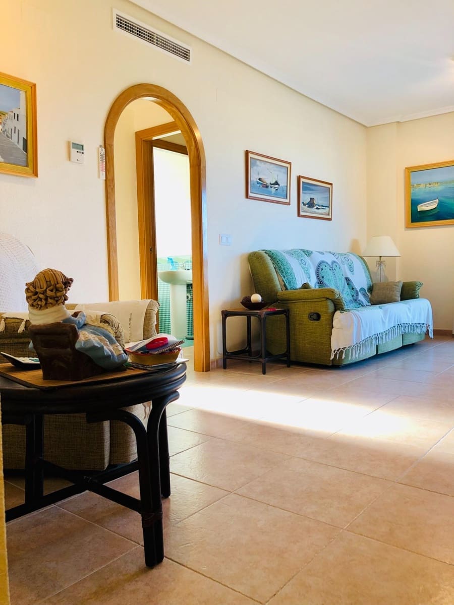 2 bedroom Flat for rent in Guardamar del Segura with pool garage - € 800 (Ref: 7725950)