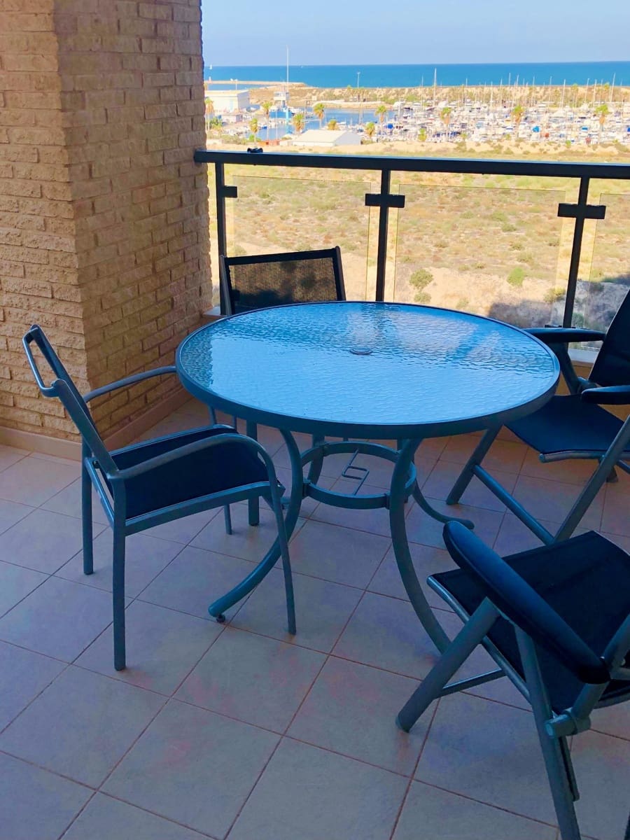 2 bedroom Flat for rent in Guardamar del Segura with pool garage - € 800 (Ref: 7725950)