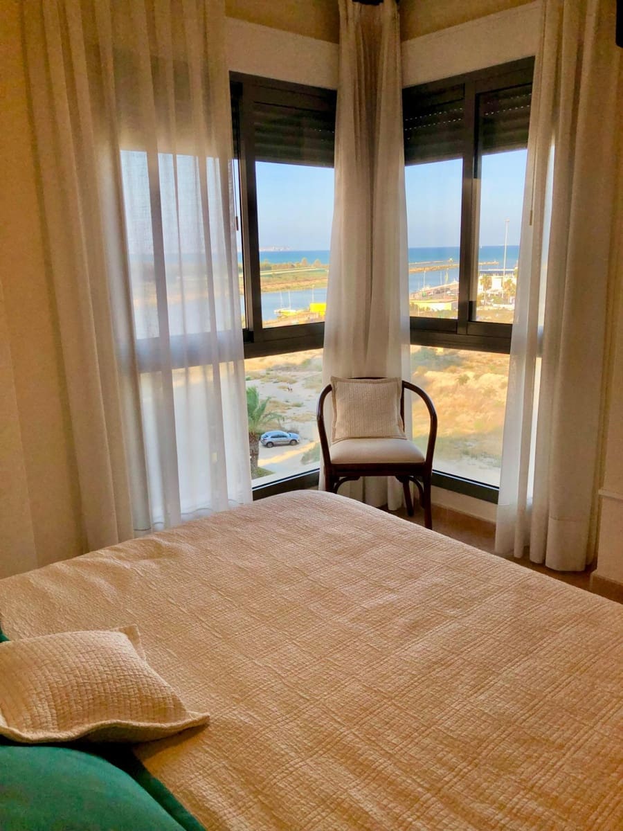 2 bedroom Flat for rent in Guardamar del Segura with pool garage - € 800 (Ref: 7725950)