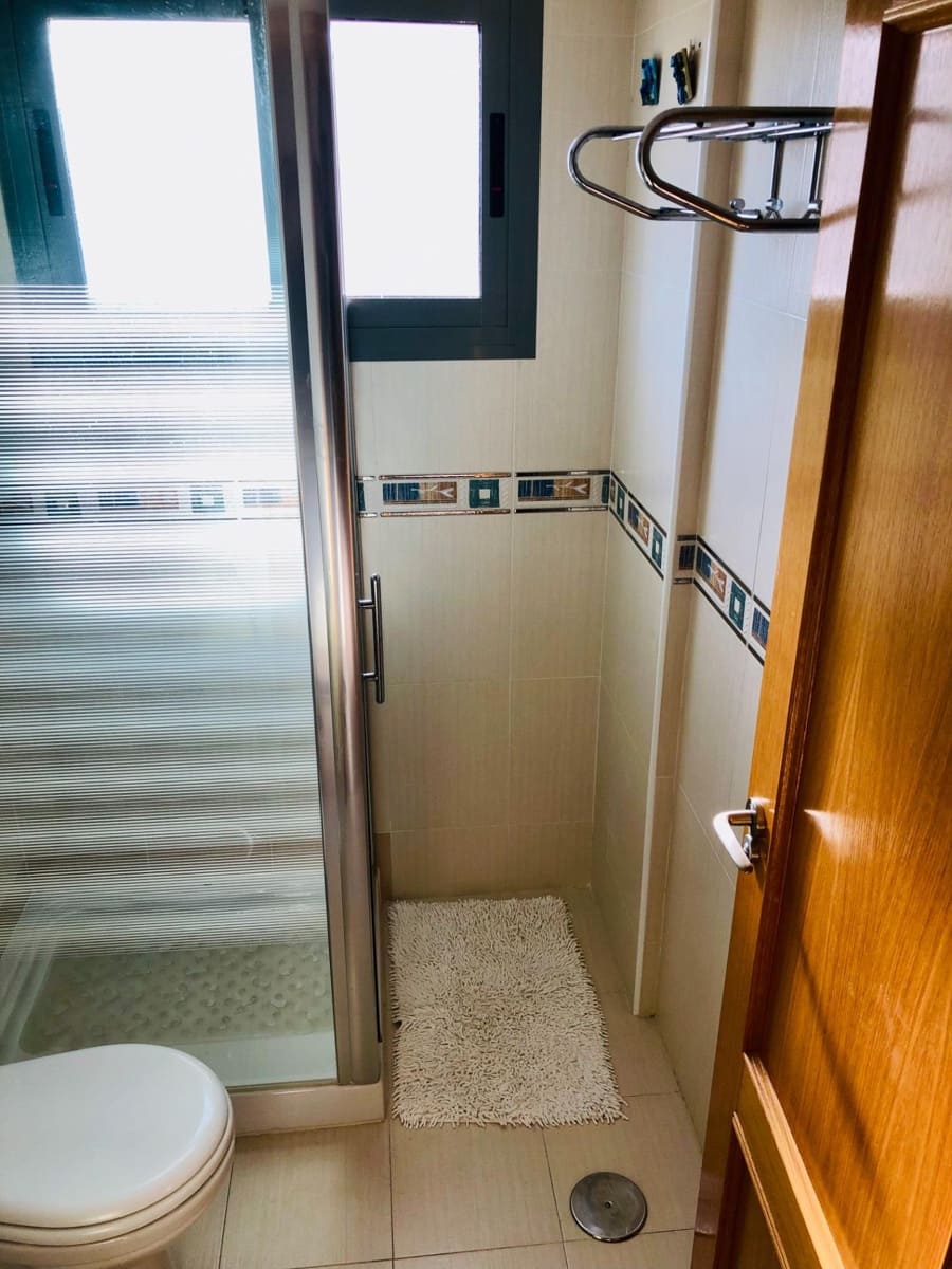 2 bedroom Flat for rent in Guardamar del Segura with pool garage - € 800 (Ref: 7725950)