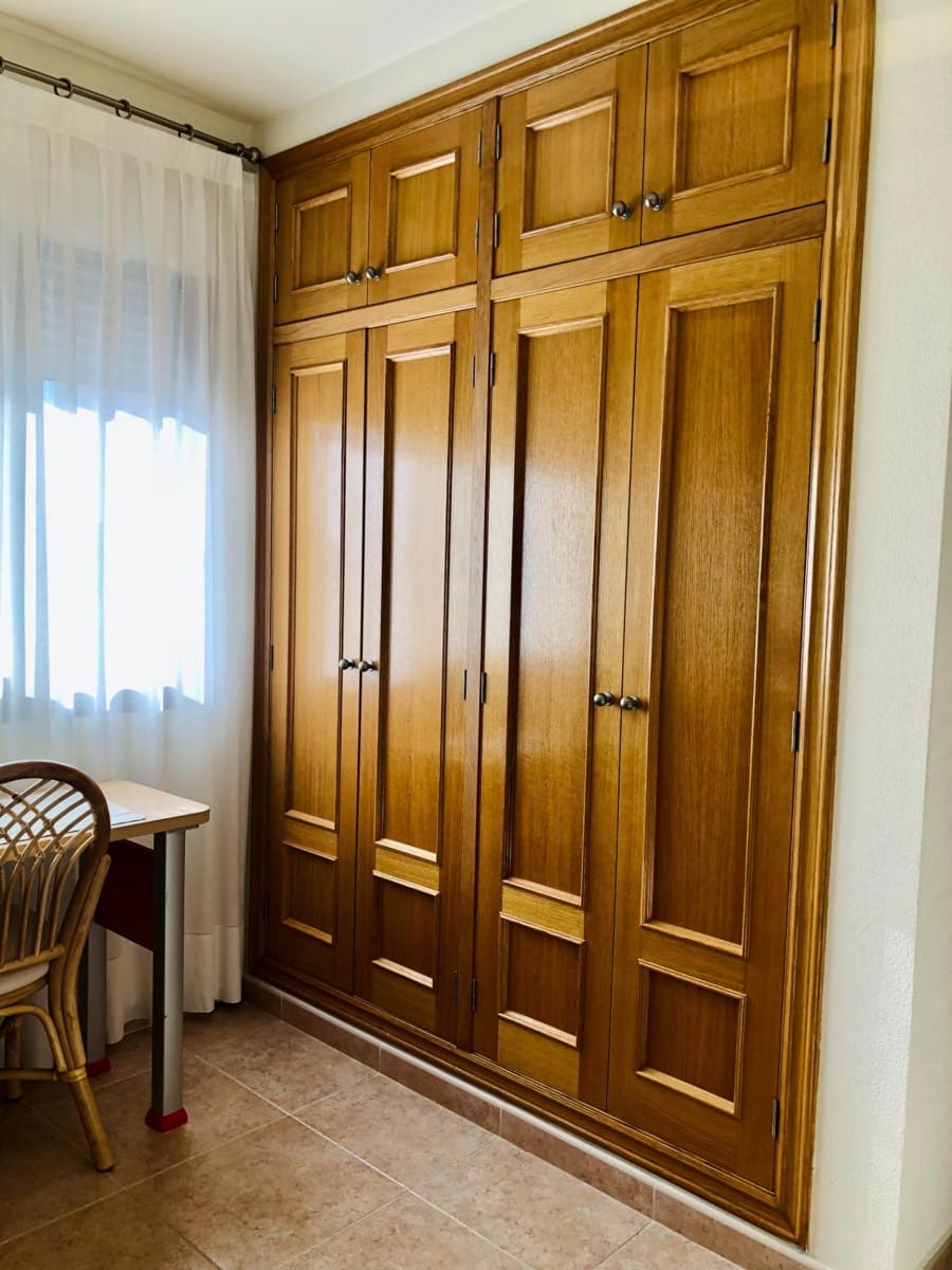 2 bedroom Flat for rent in Guardamar del Segura with pool garage - € 800 (Ref: 7725950)