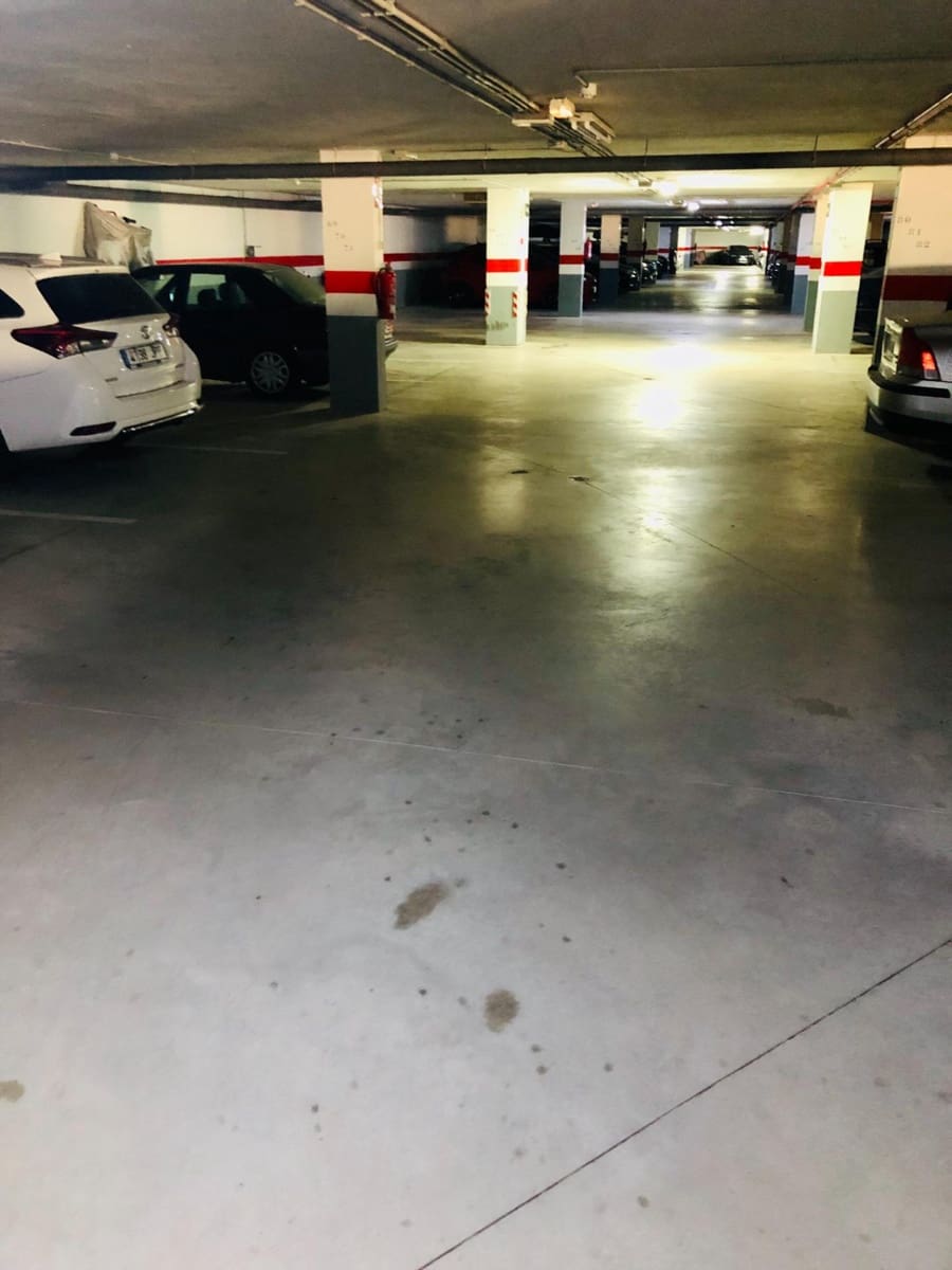 2 bedroom Flat for rent in Guardamar del Segura with pool garage - € 800 (Ref: 7725950)