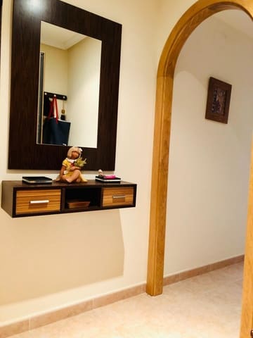 2 makuuhuone Asunto vuokrattavana paikassa Guardamar del Segura mukana uima-altaan 
autotalli - 800 € (Ref: 7725950)