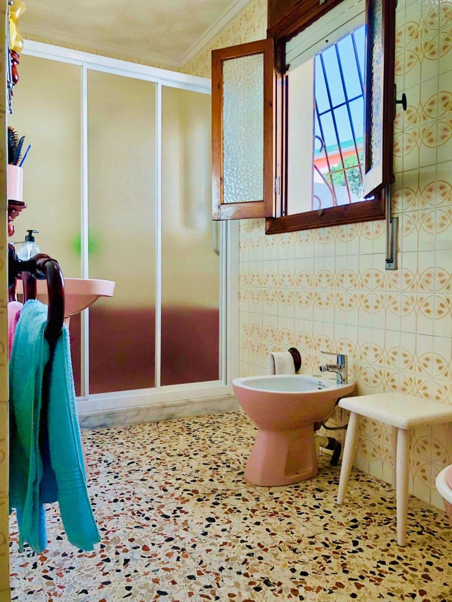 6 sypialnia Willa na sprzedaż w Guardamar del Segura z basenem garażem - 800 000 € (Ref: 7744014)