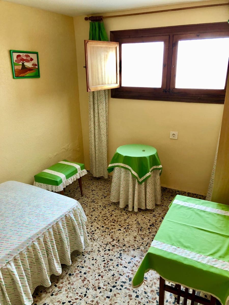 6 sypialnia Willa na sprzedaż w Guardamar del Segura z basenem garażem - 800 000 € (Ref: 7744014)